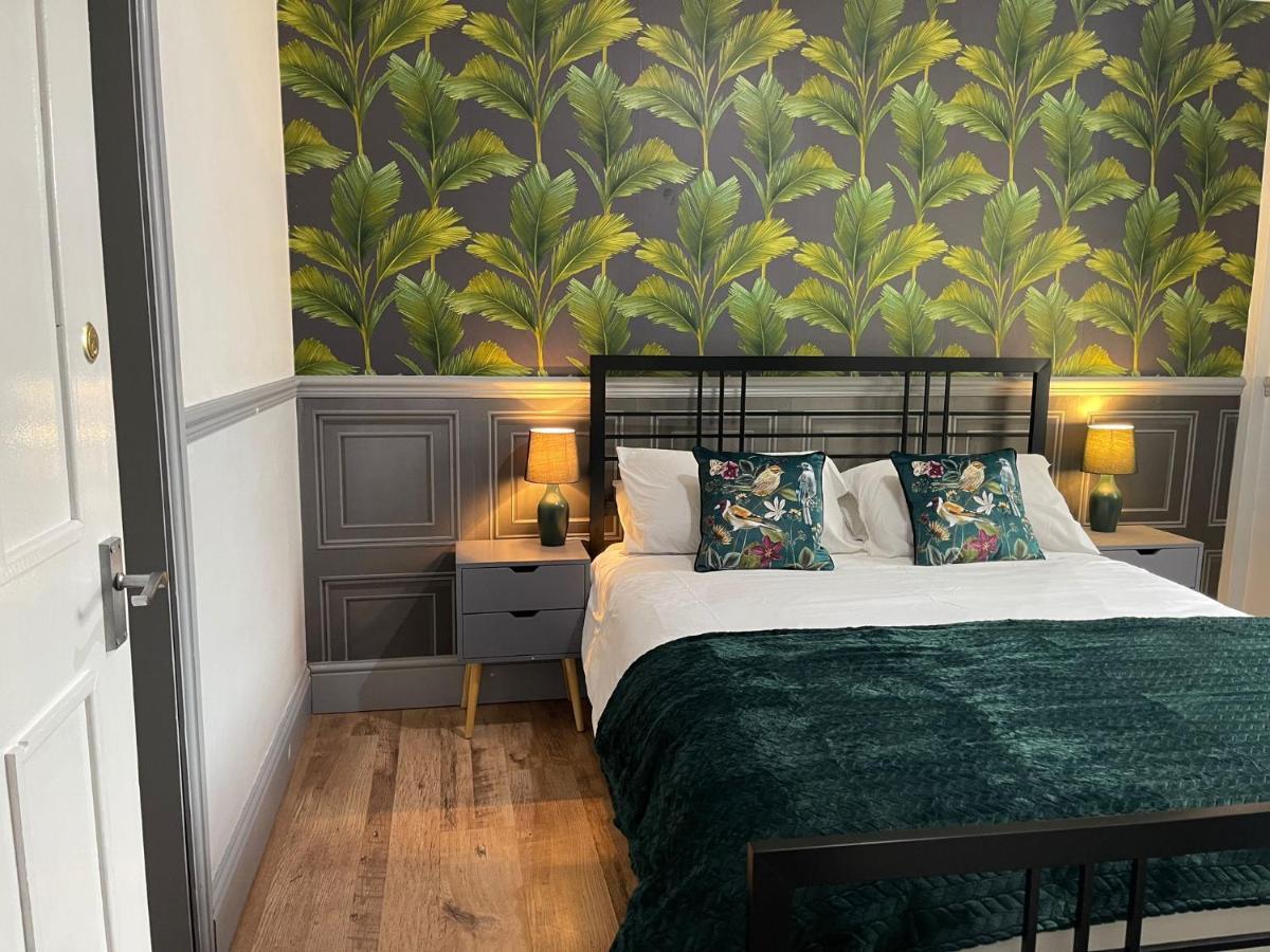 Lilyrose Hotel Whitby Bagian luar foto