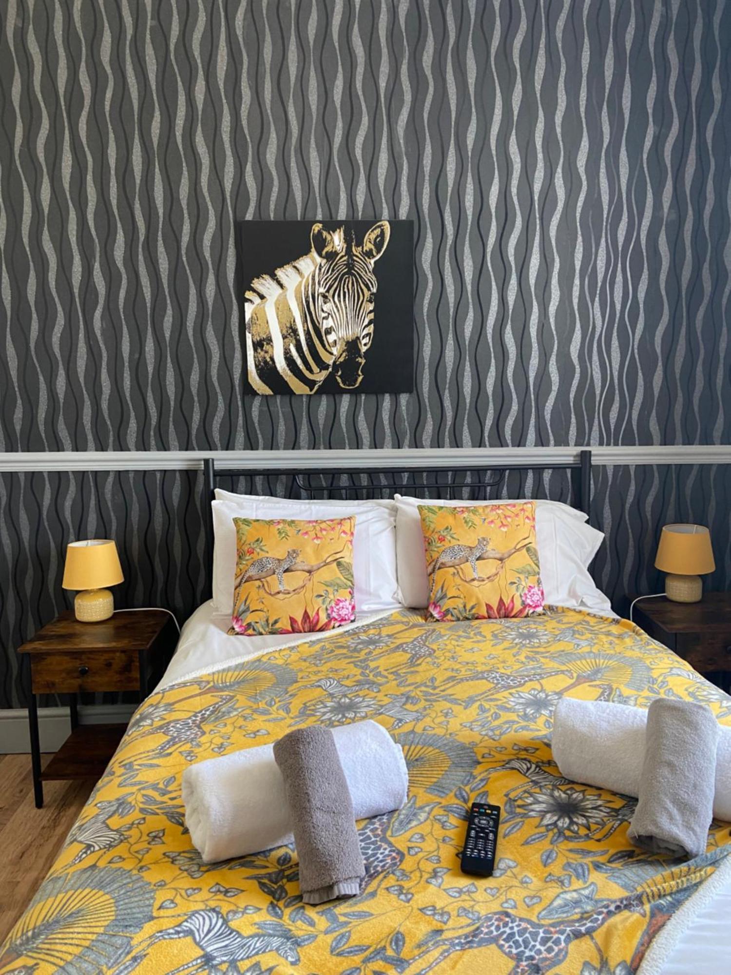 Lilyrose Hotel Whitby Ruang foto